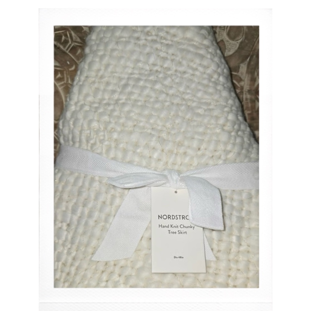 Nordstrom Chunky Knit White Christmas Tree Skirt NWT